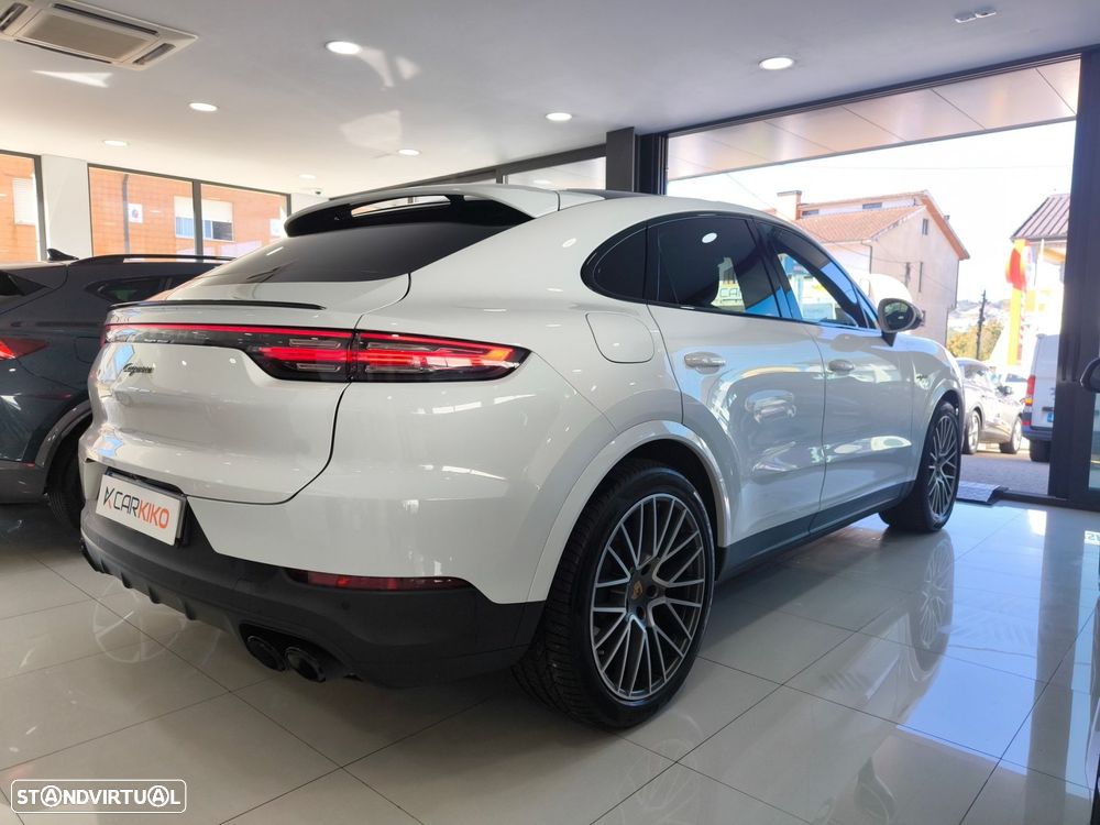 Porsche Cayenne Coupé E-Hybrid Platinum Edition - 6