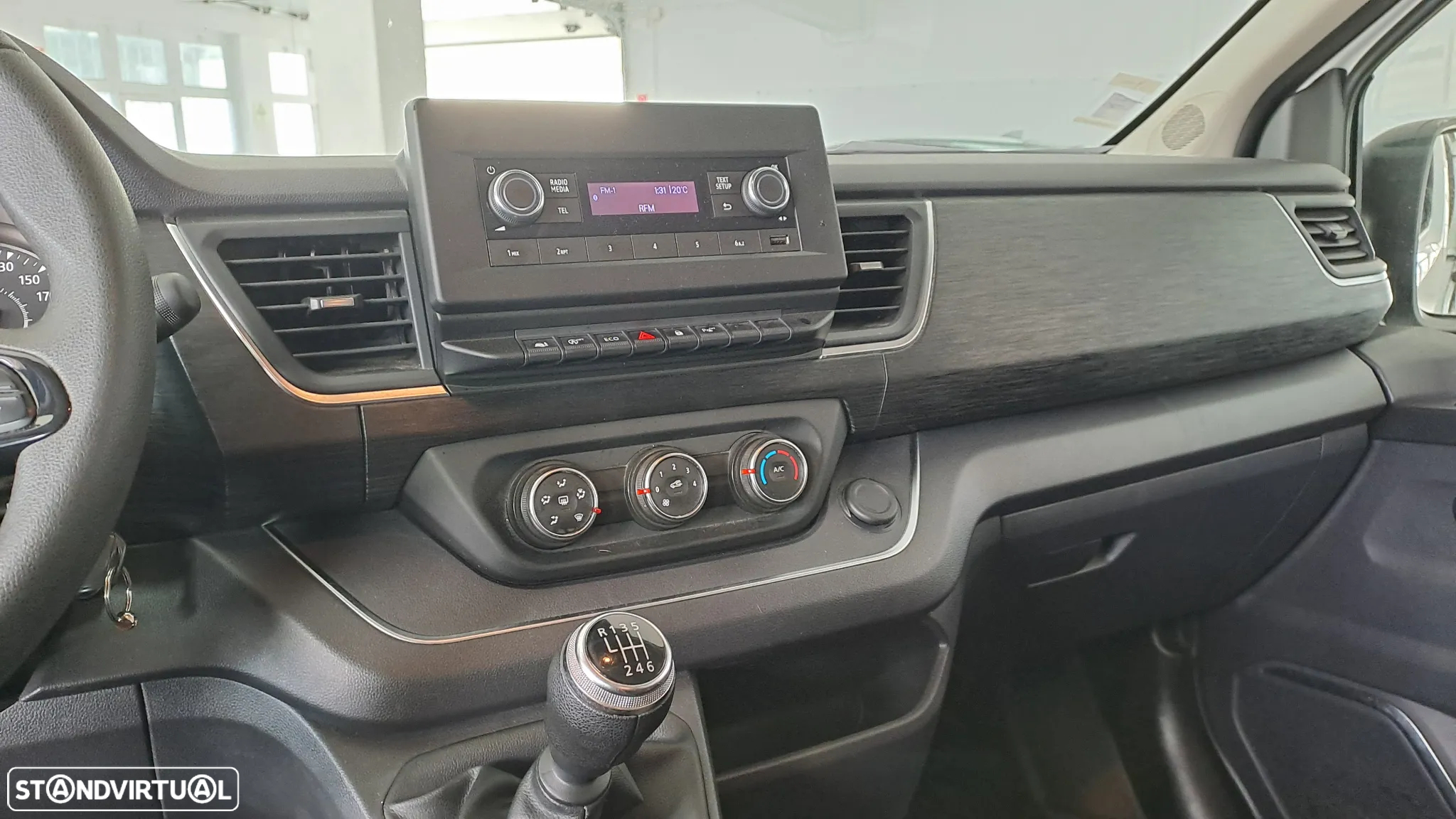 Renault Trafic 2.0 Blue dCi L1 Zen - 13