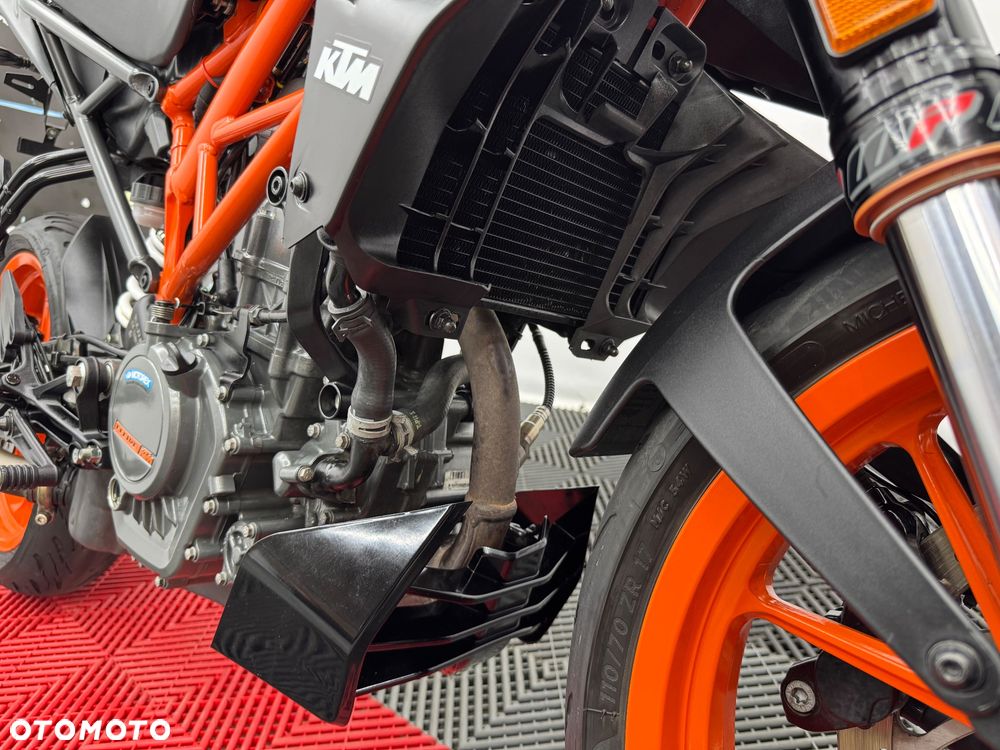 KTM Duke - 33