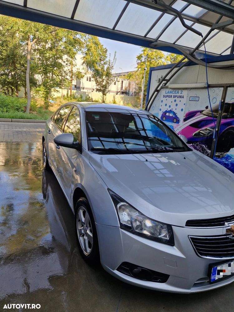 Chevrolet Cruze 1.6 LS Plus G2 - 11