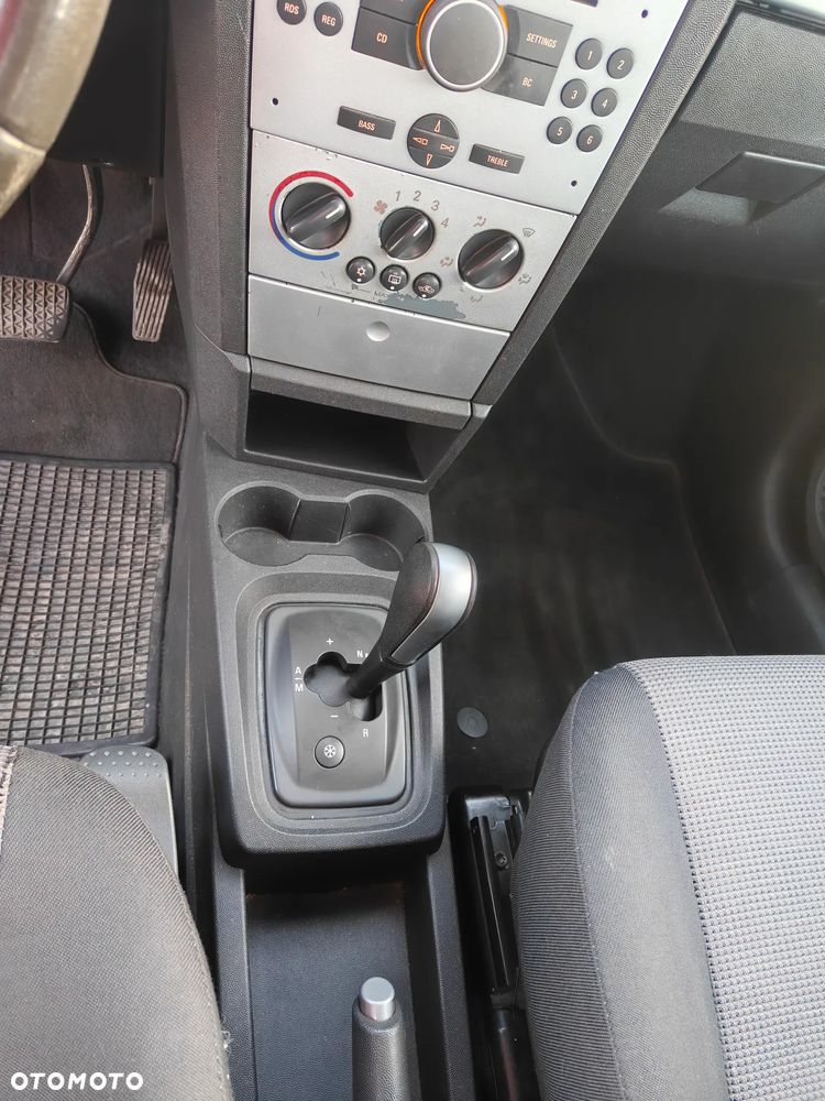 Opel Meriva 1.6 16V Essentia Easytronic - 8