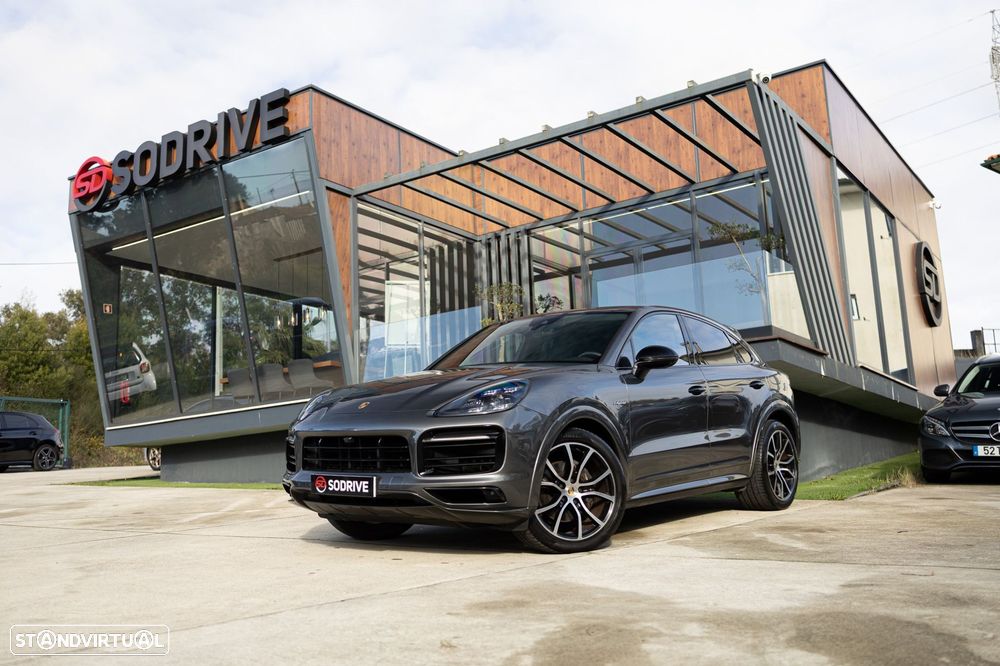 Porsche Cayenne Coupé E-Hybrid - 1