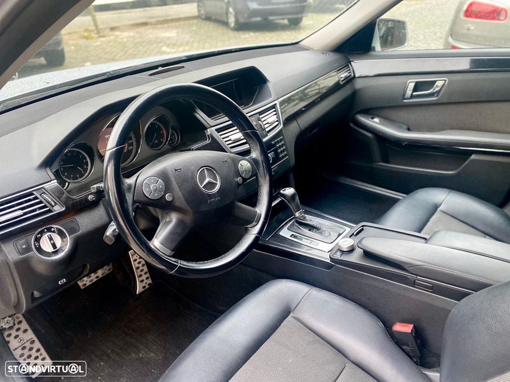 Mercedes-Benz E 220 CDi Avantgarde BE Auto. - 15