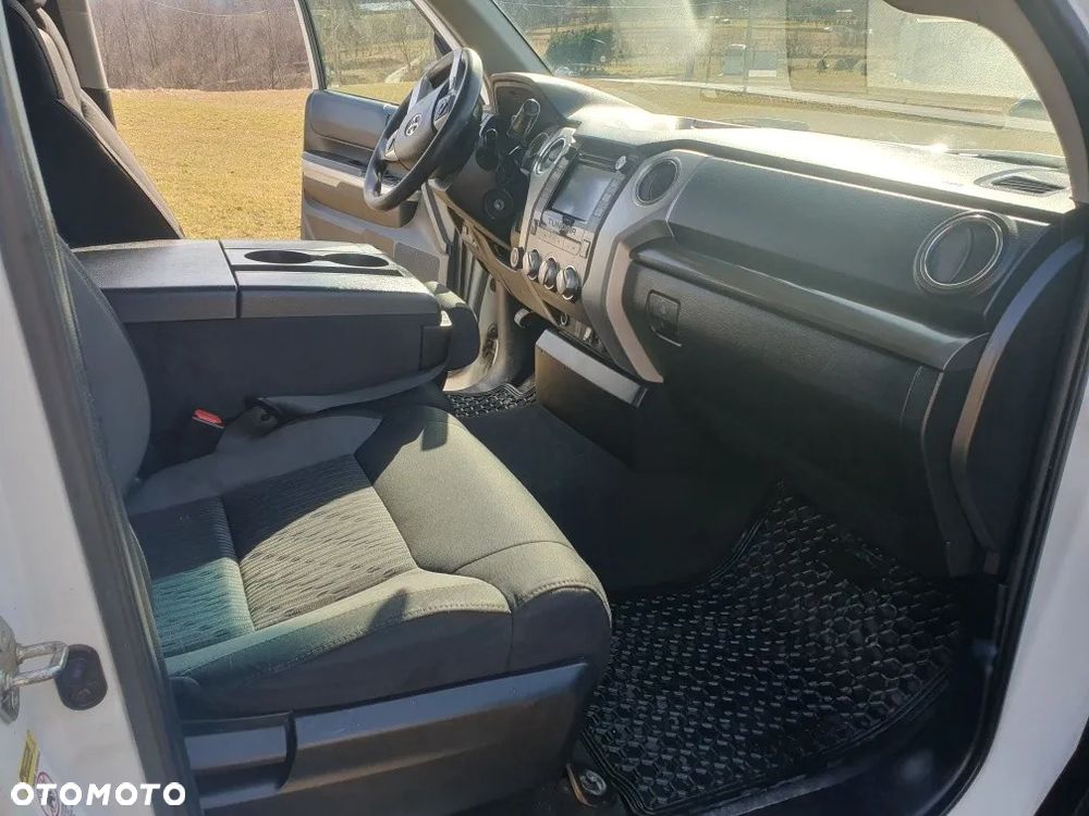 Toyota Tundra 5.7 4x4 Double Cab LB SR5 - 16