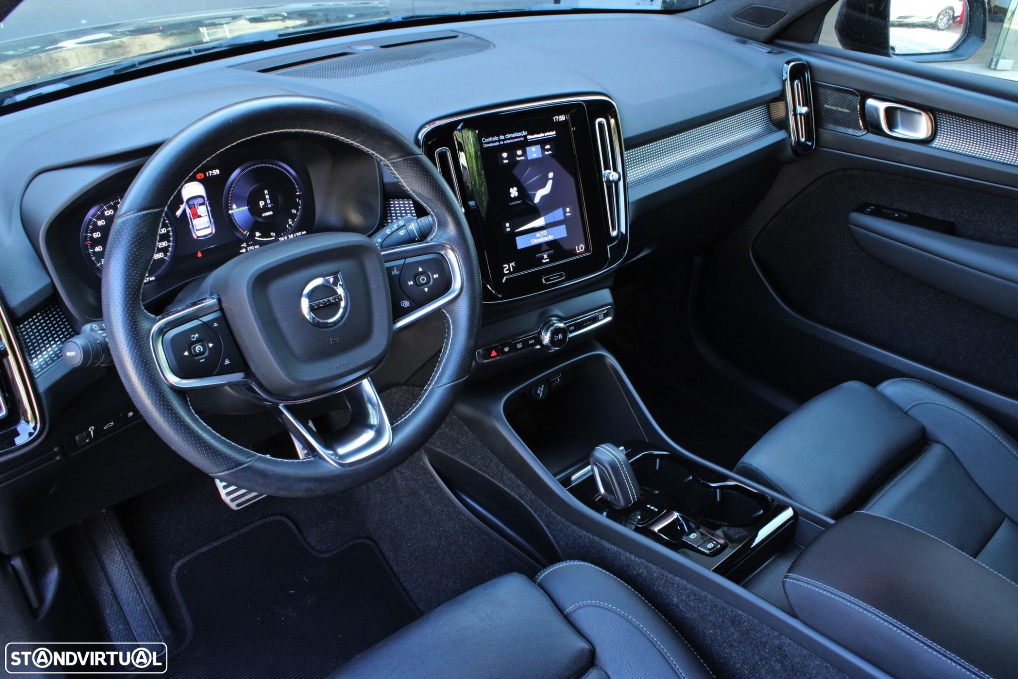Volvo XC 40 1.5 T5 PHEV Plus Dark - 5