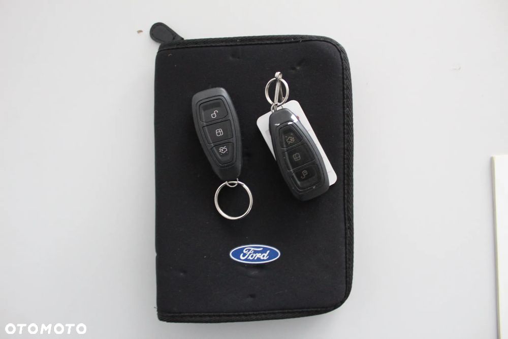 Ford Grand C-MAX 1.6 TDCi Titanium - 33