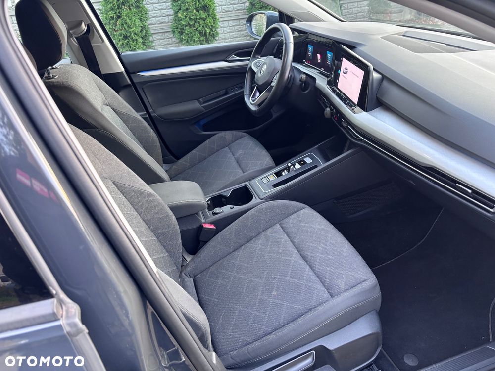 Volkswagen Golf - 10