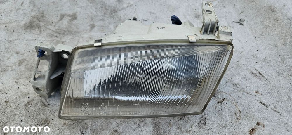 Lampa lewa przód przednia Kia Clarus I 1999r Europa - 1