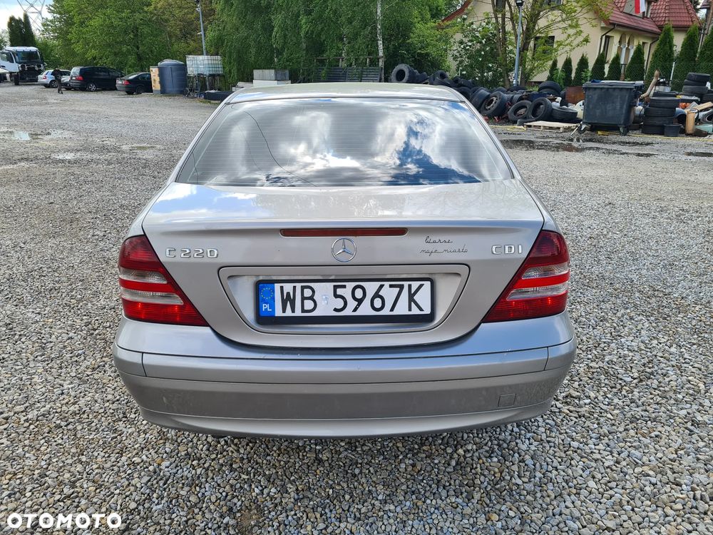 Mercedes-Benz Klasa C 220 CDI Avantgarde - 7
