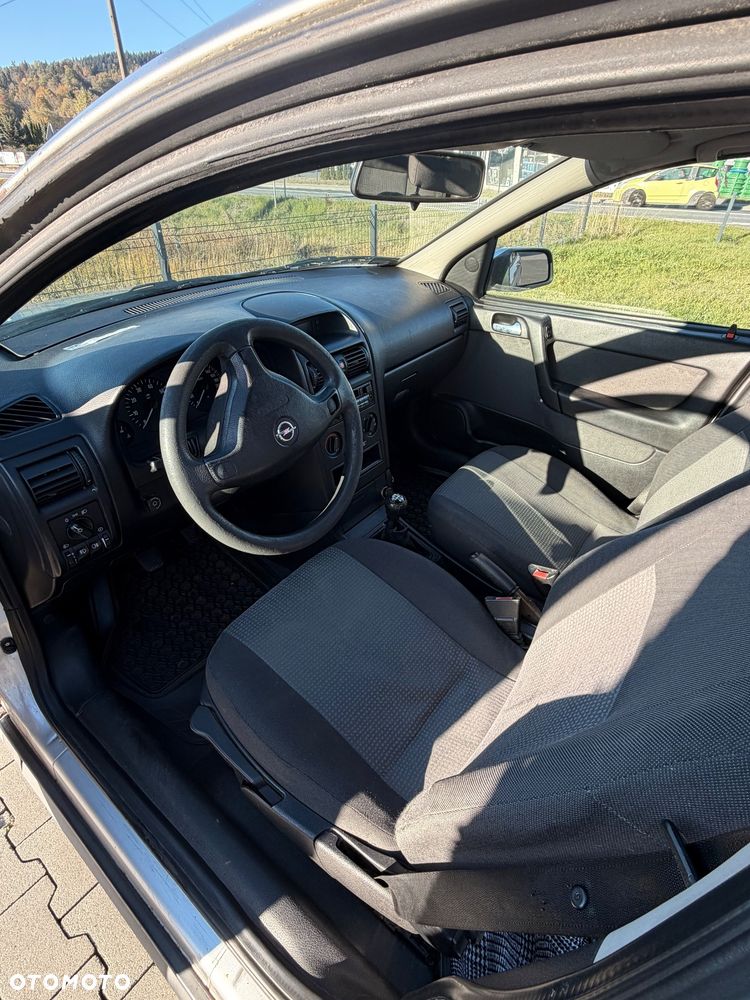 Opel Astra - 12