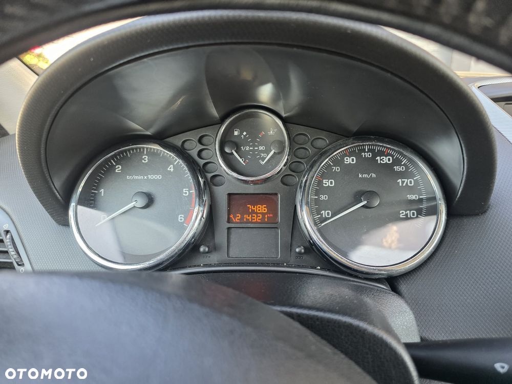 Peugeot 207 1.4 HDi Trendy - 9