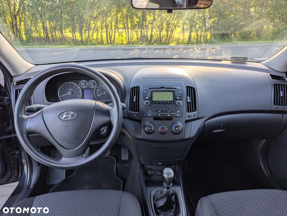 Hyundai i30 1.4 Comfort - 12