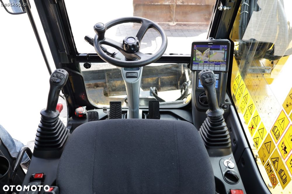 Komatsu PW118MR-11 - 26