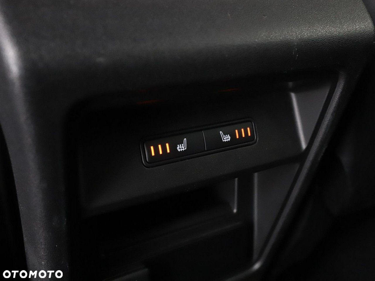 Land Rover Discovery Sport - 33
