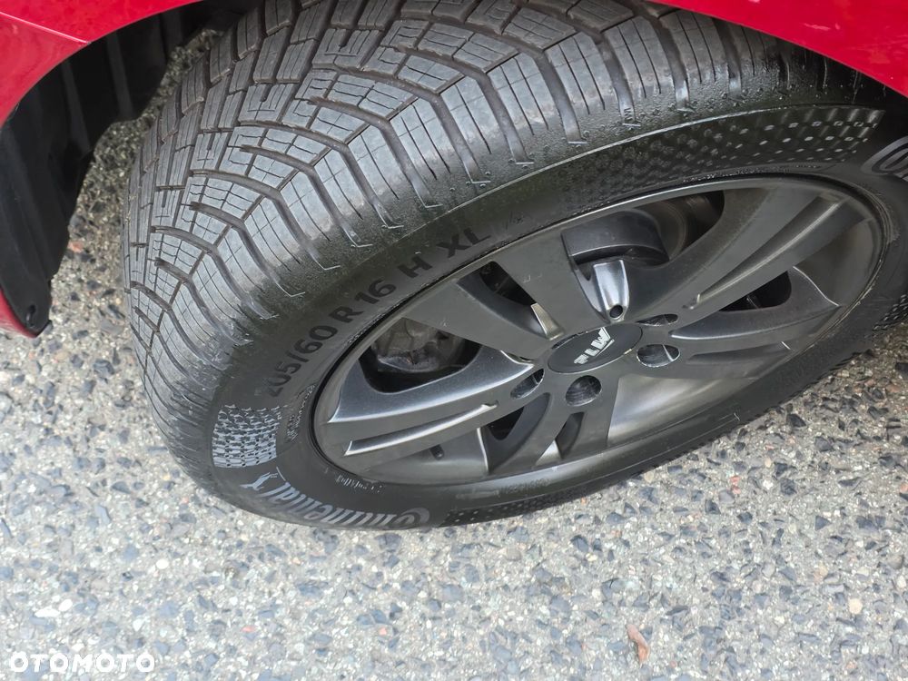 Mazda 3 SKYACTIV-G 120 NAKAMA - 11