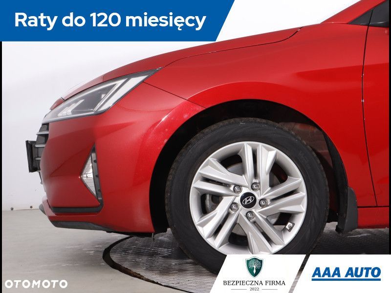 Hyundai Elantra - 15