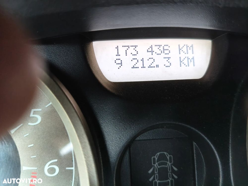 Renault Megane 1.6 16V Expression - 8