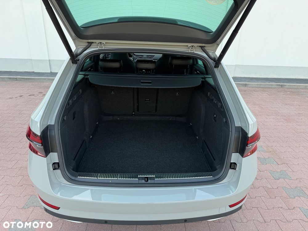 Skoda Superb 2.0 TSI Sportline DSG - 14