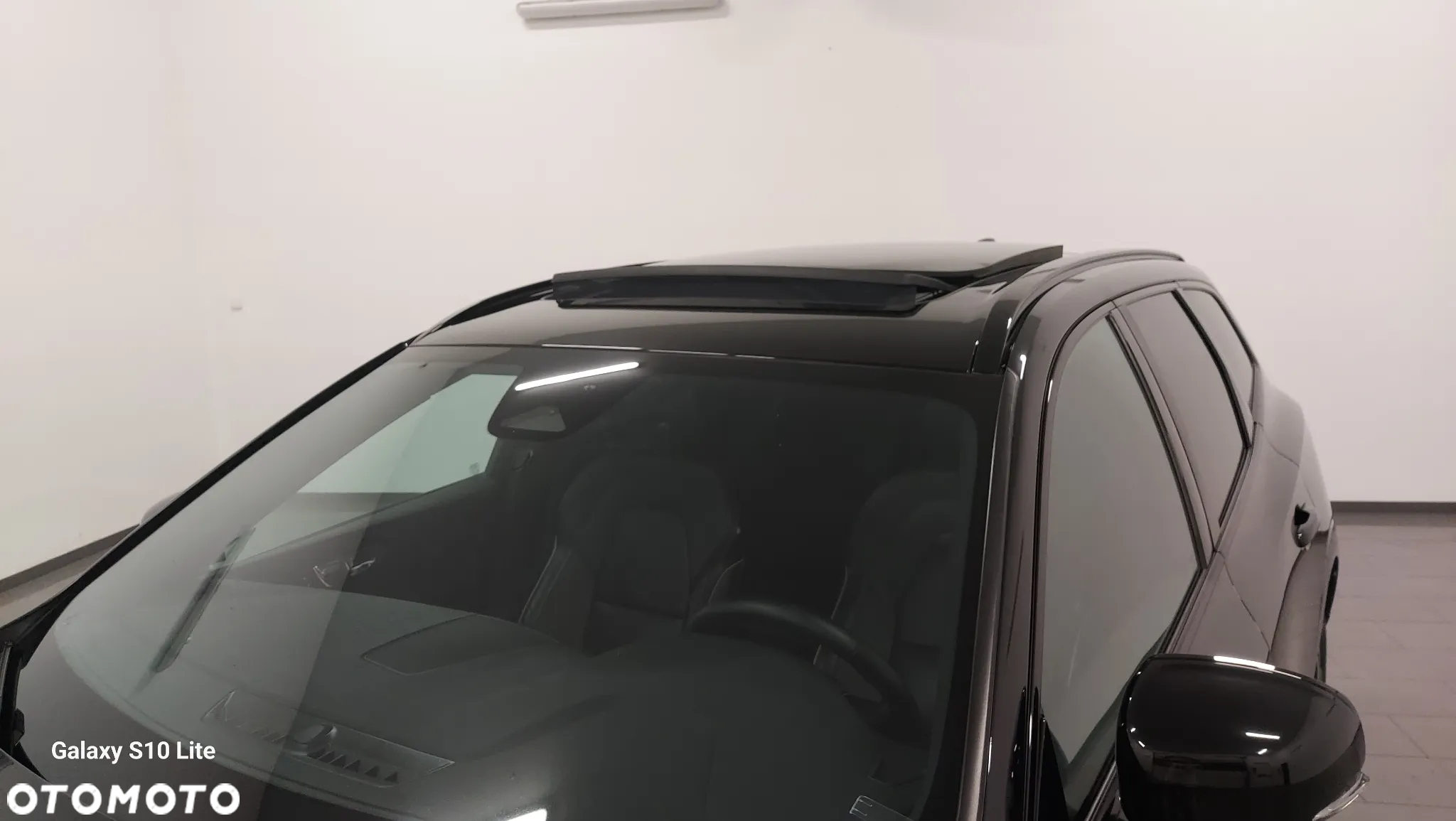 Volvo XC 60 B4 D Plus Dark - 12