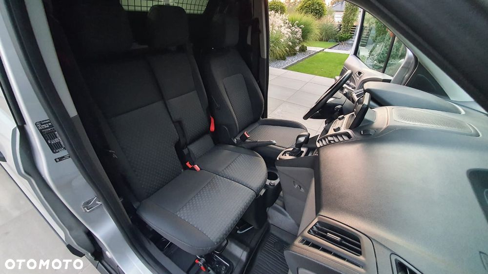 Ford Connect - 28