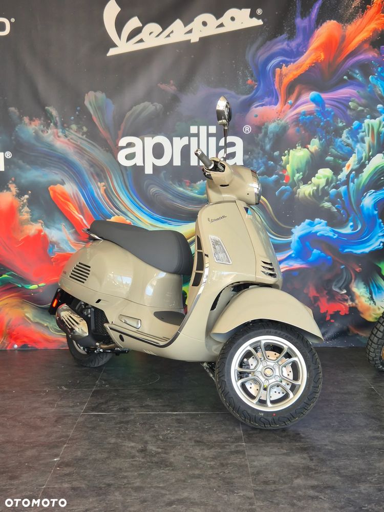 Vespa GTS - 4
