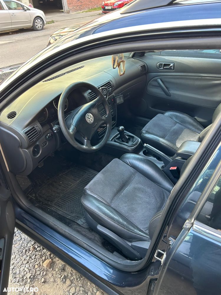 Volkswagen Passat 1.9 TDI - 14