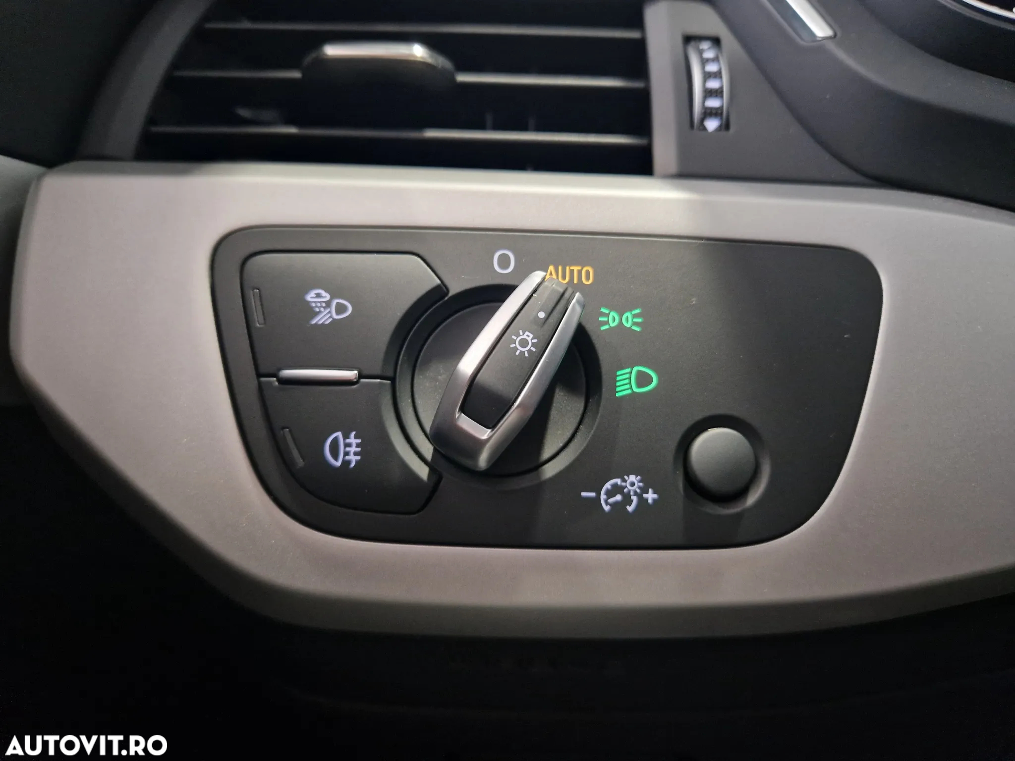 Audi A4 35 TFSI S tronic MHEV Advanced - 16
