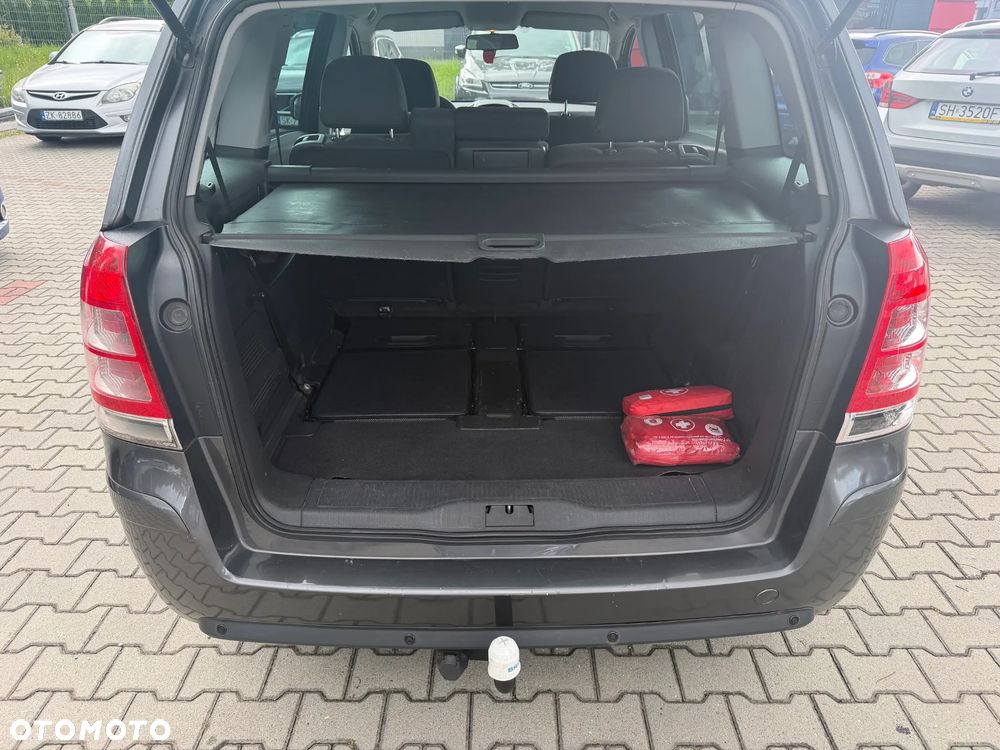 Opel Zafira - 11