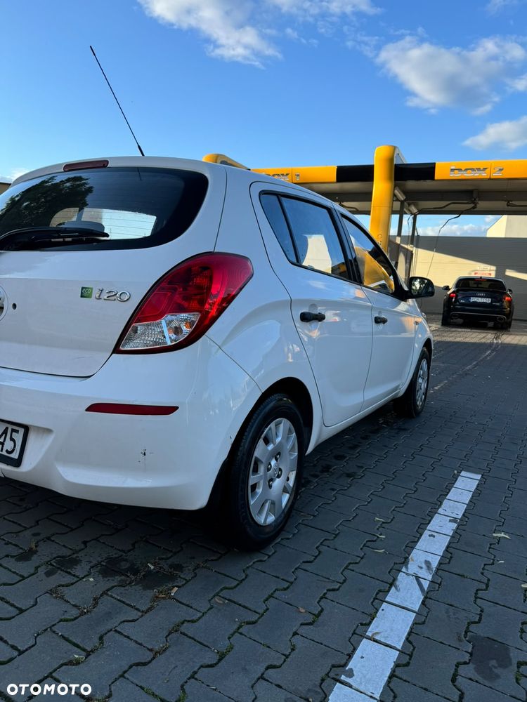 Hyundai i20 - 3