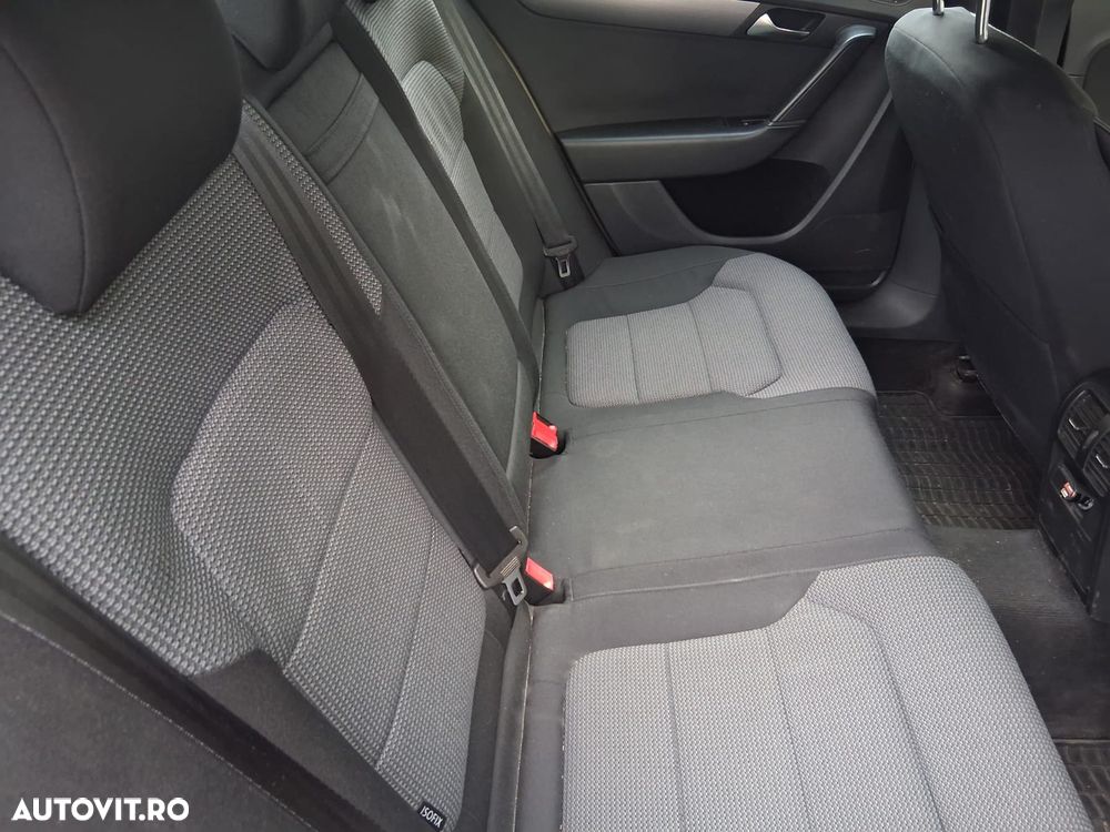 Volkswagen Passat 1.6TDI BlueMotion Tehnology Comfortline - 11