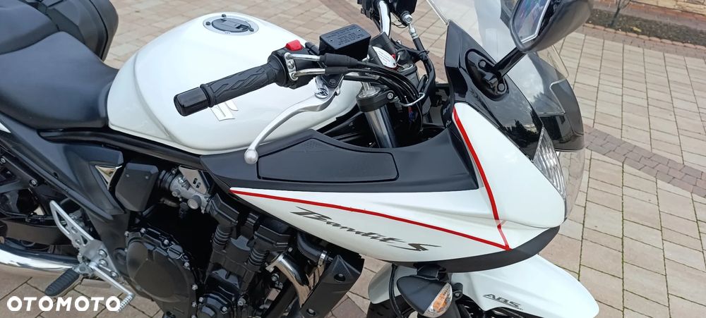 Suzuki Bandit - 20
