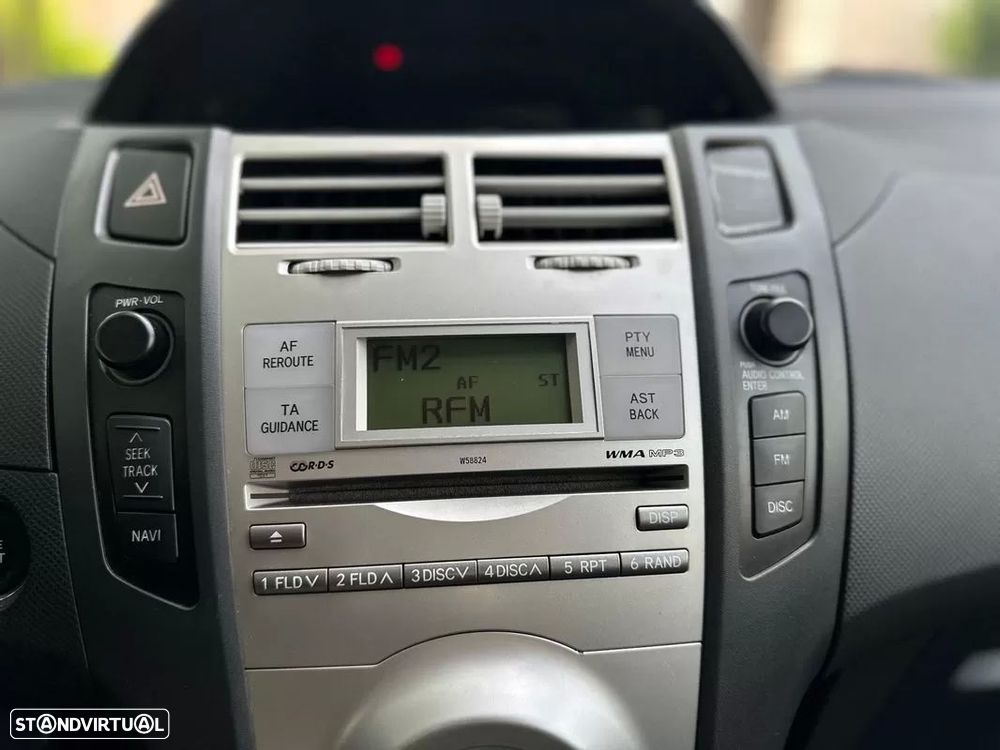 Toyota Yaris 1.0 VVT-i Sol AC+VSC - 27
