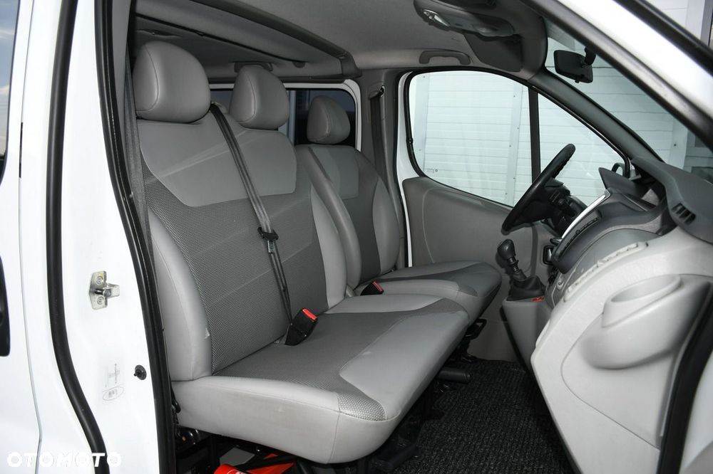 Renault Trafic - 26