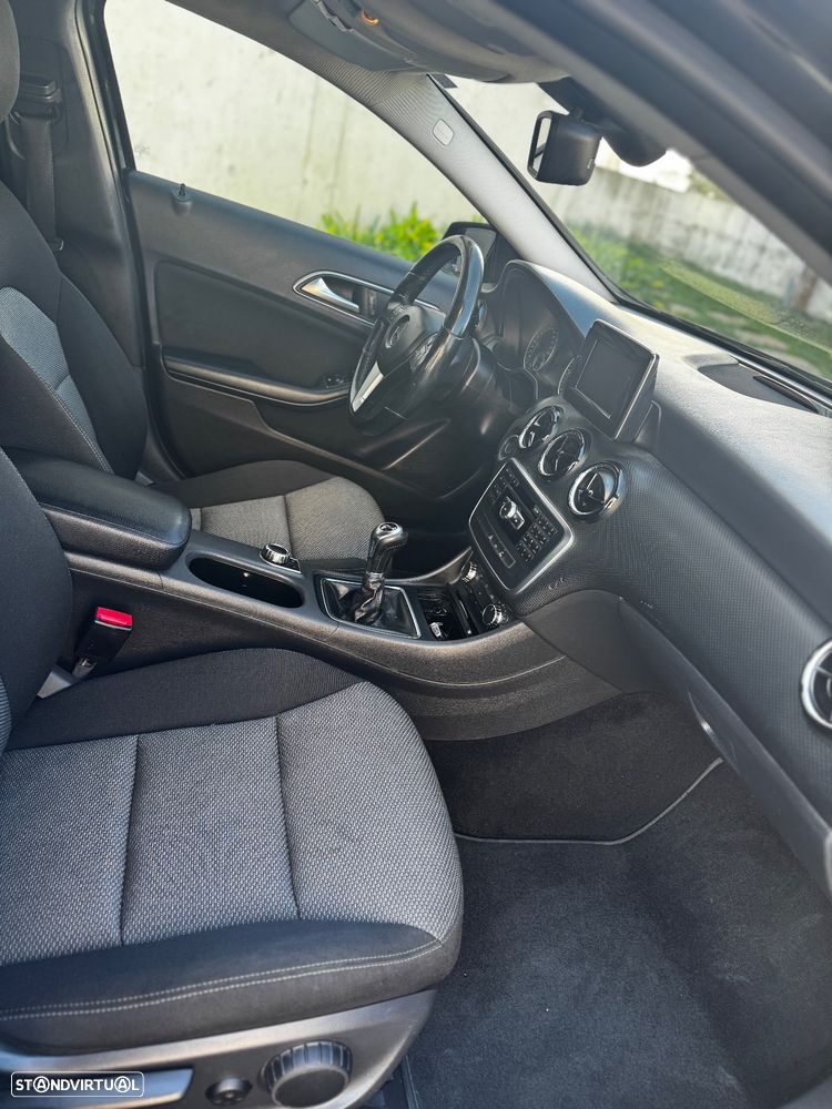 Mercedes-Benz A 160 CDI - 12