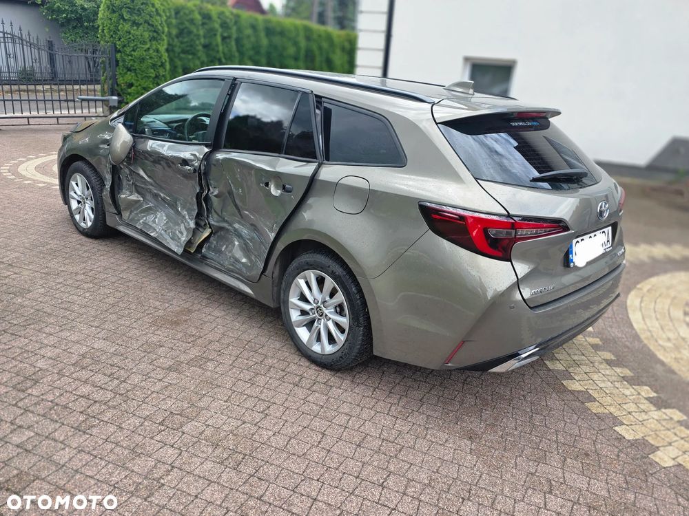 Toyota Corolla 2.0 Hybrid Comfort - 6