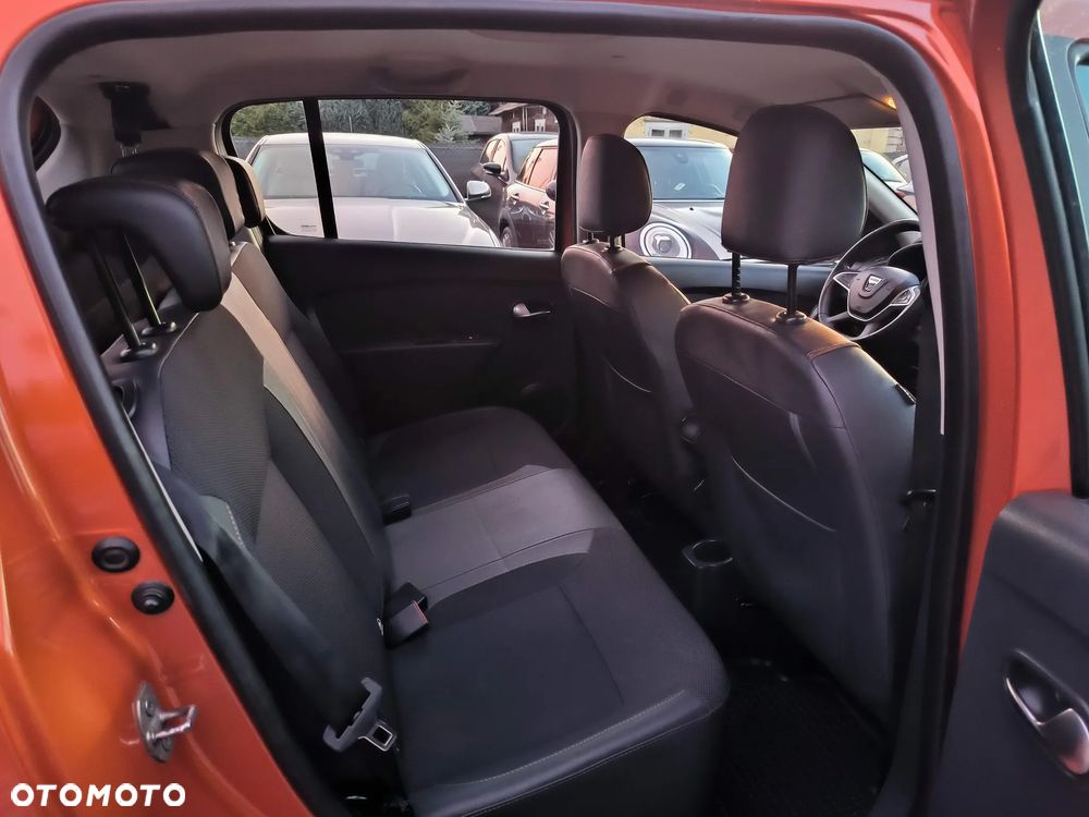 Dacia Sandero Stepway TCe 90 Prestige - 28
