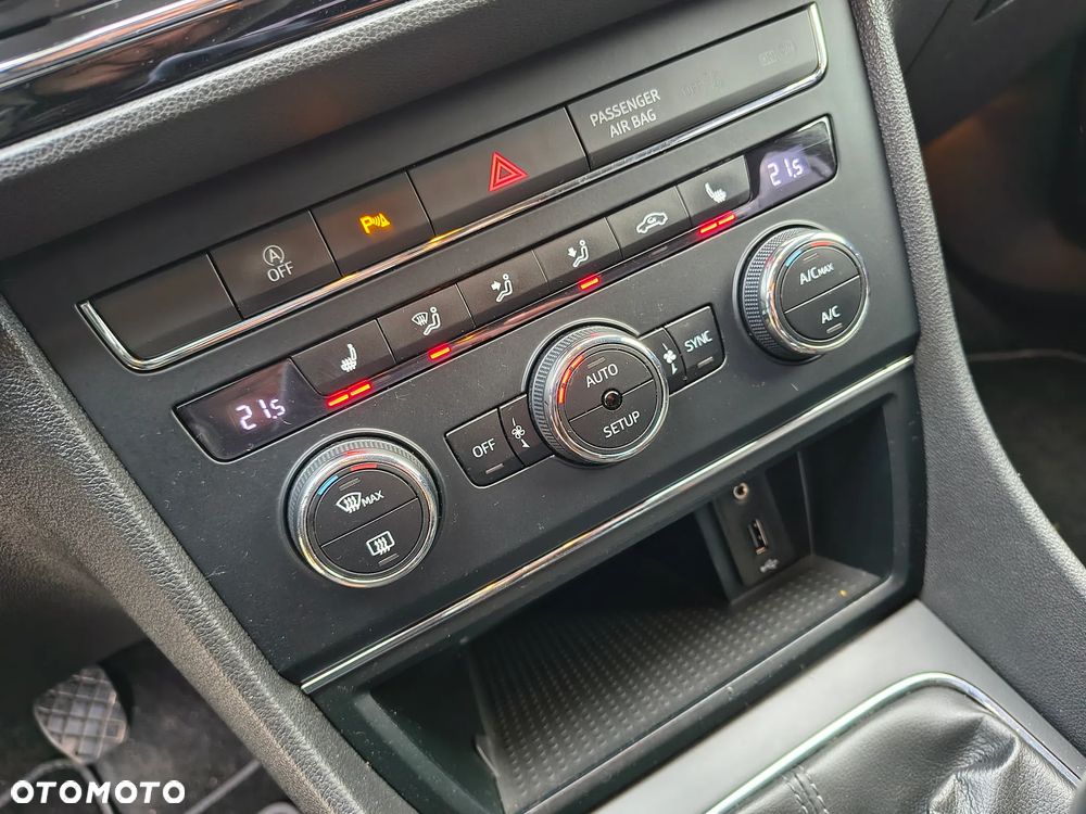 Seat Leon 2.0 TDI DPF Start&Stop XCELLENCE - 21