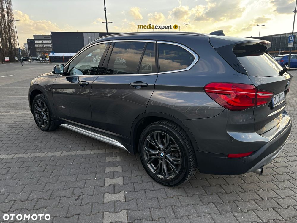 BMW X1 xDrive25i xLine - 3