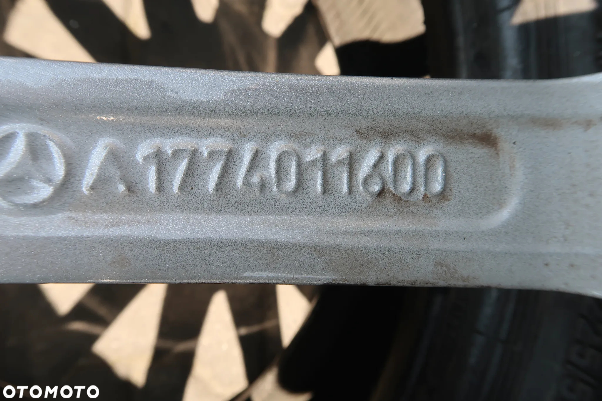 C20 Felga A klasa CLA A1774011600 7,5x19et49 - 5