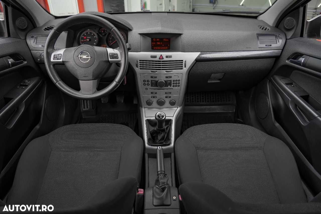 Opel Astra - 12