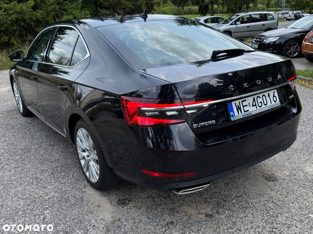 Skoda Superb 2.0 TSI 4x4 L&K DSG - 11