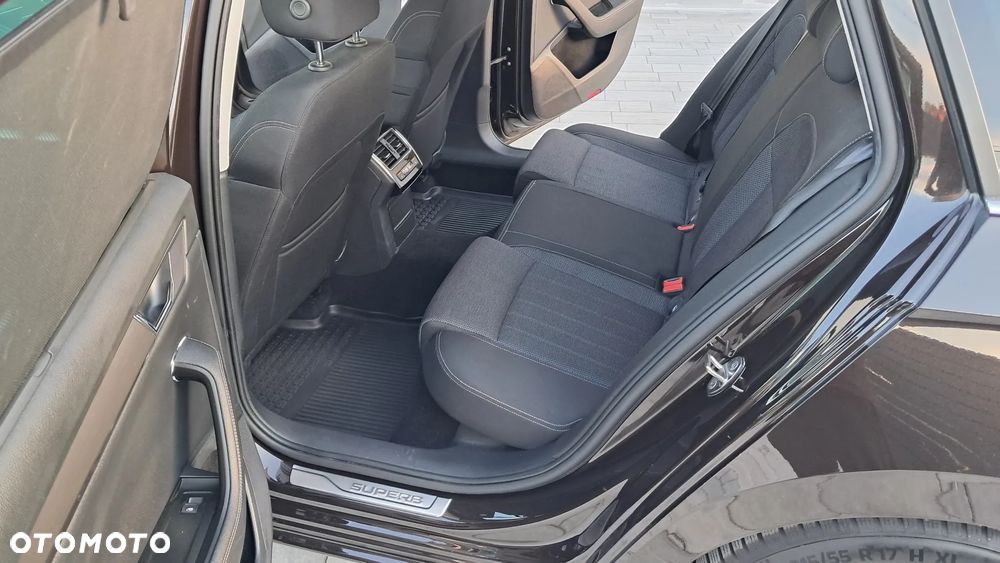 Skoda Superb 1.5 TSI Plug-in Hybrid L&K DSG - 14