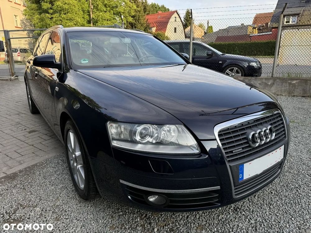 Audi A6 Avant 2.4 quattro - 10