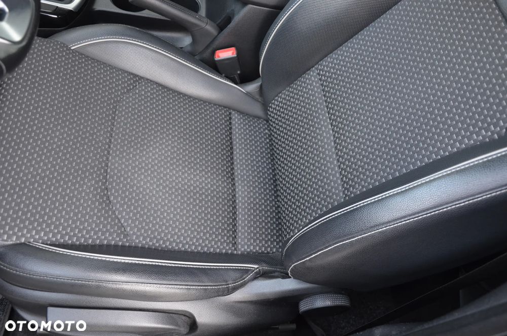 Kia Ceed 1.4 L Business Line Plus - 22