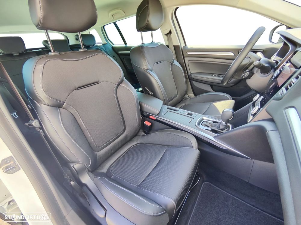 Renault Mégane Sport Tourer 1.6 E-Tech Plug-In Hybrid Equilibre - 10