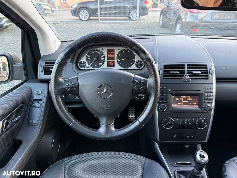 Mercedes-Benz A 170 BlueEFFICIENCY Avantgarde - 13