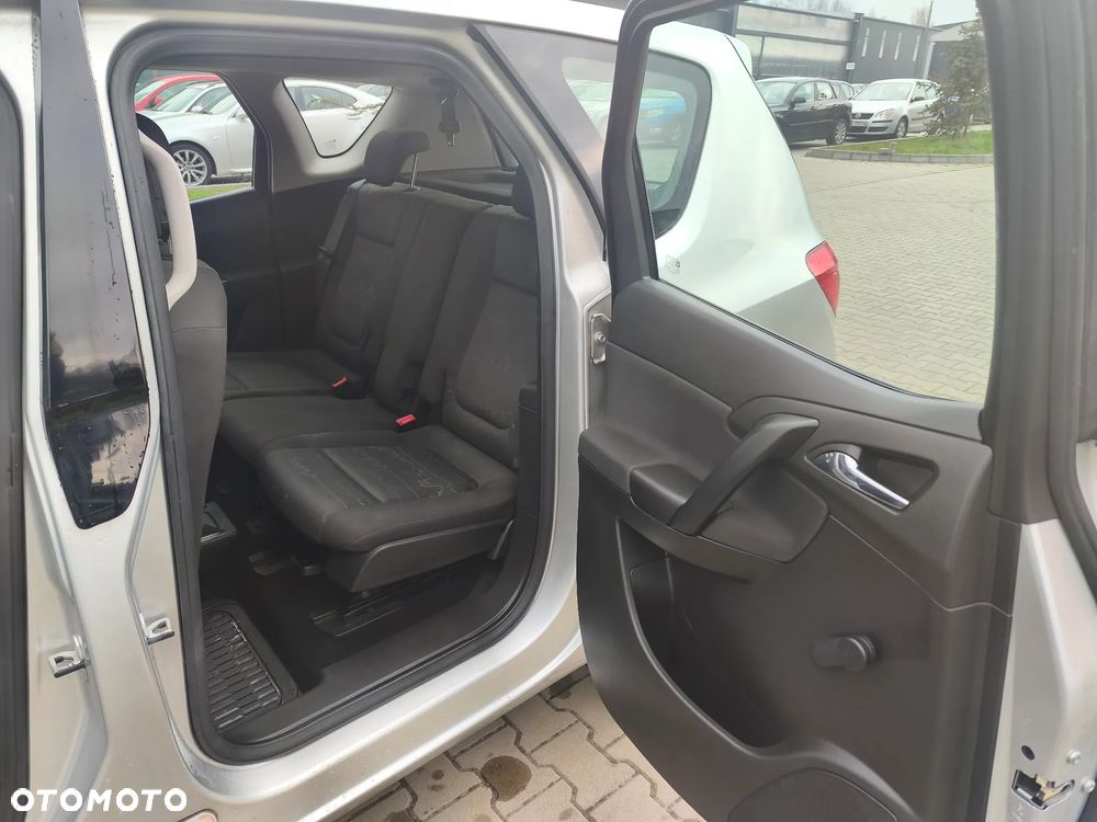 Opel Meriva - 16