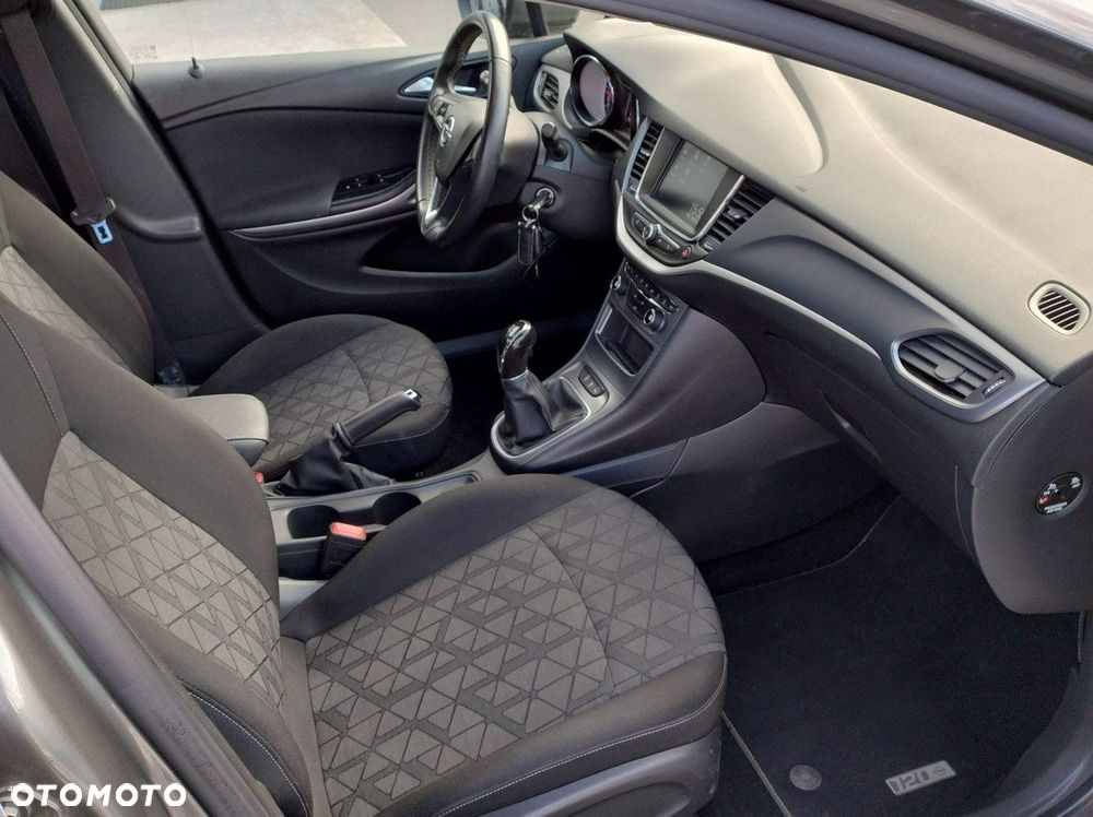 Opel Astra - 11