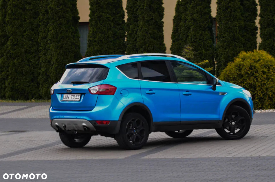 Ford Kuga 2.0 TDCi 2x4 Titanium - 25