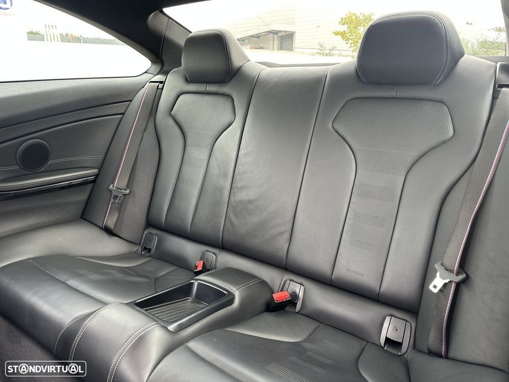 BMW M4 Coupe DKG Competition - 27